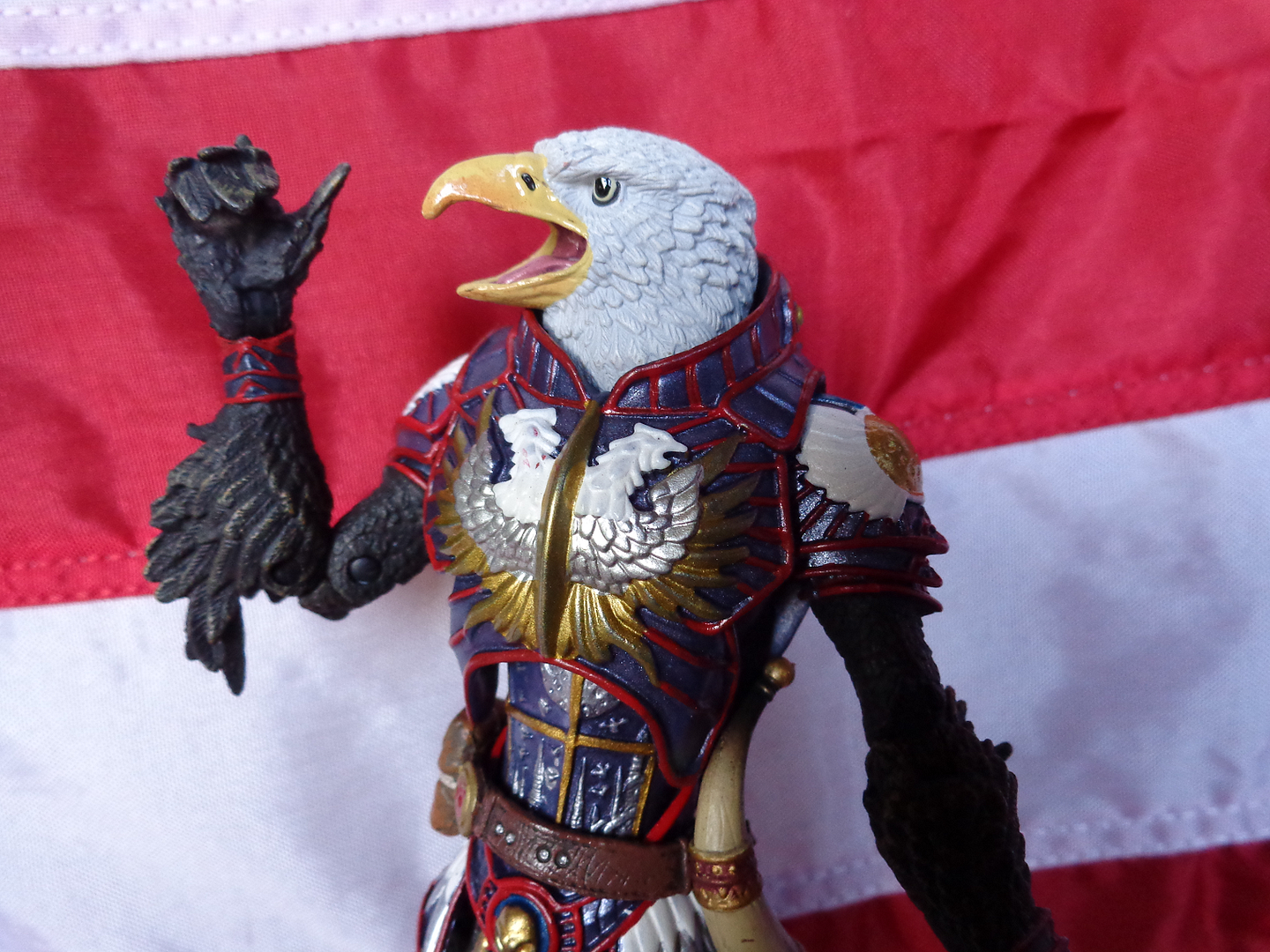 Eaglus-ThumbsUp.png