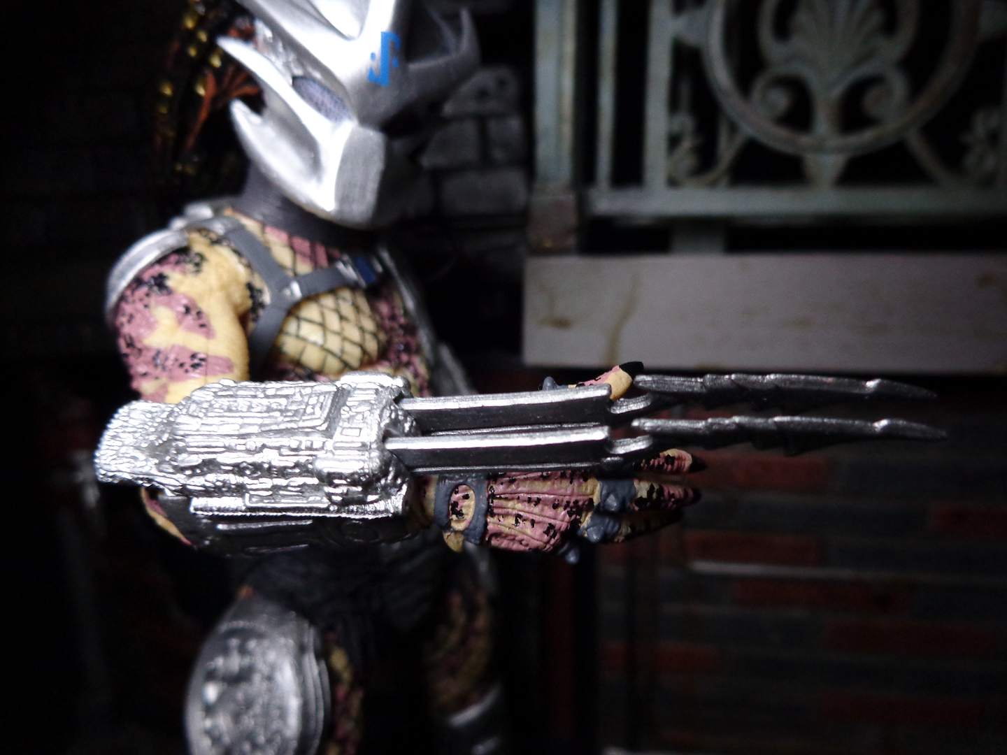 Enforcer-Claws.png