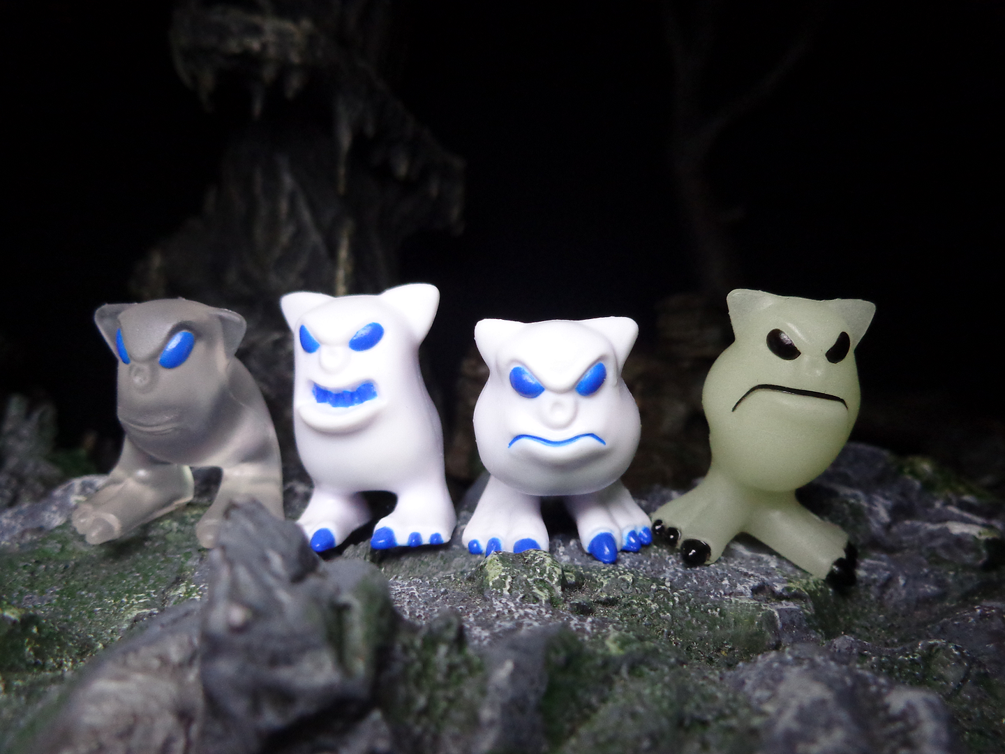 Mordles-White.png