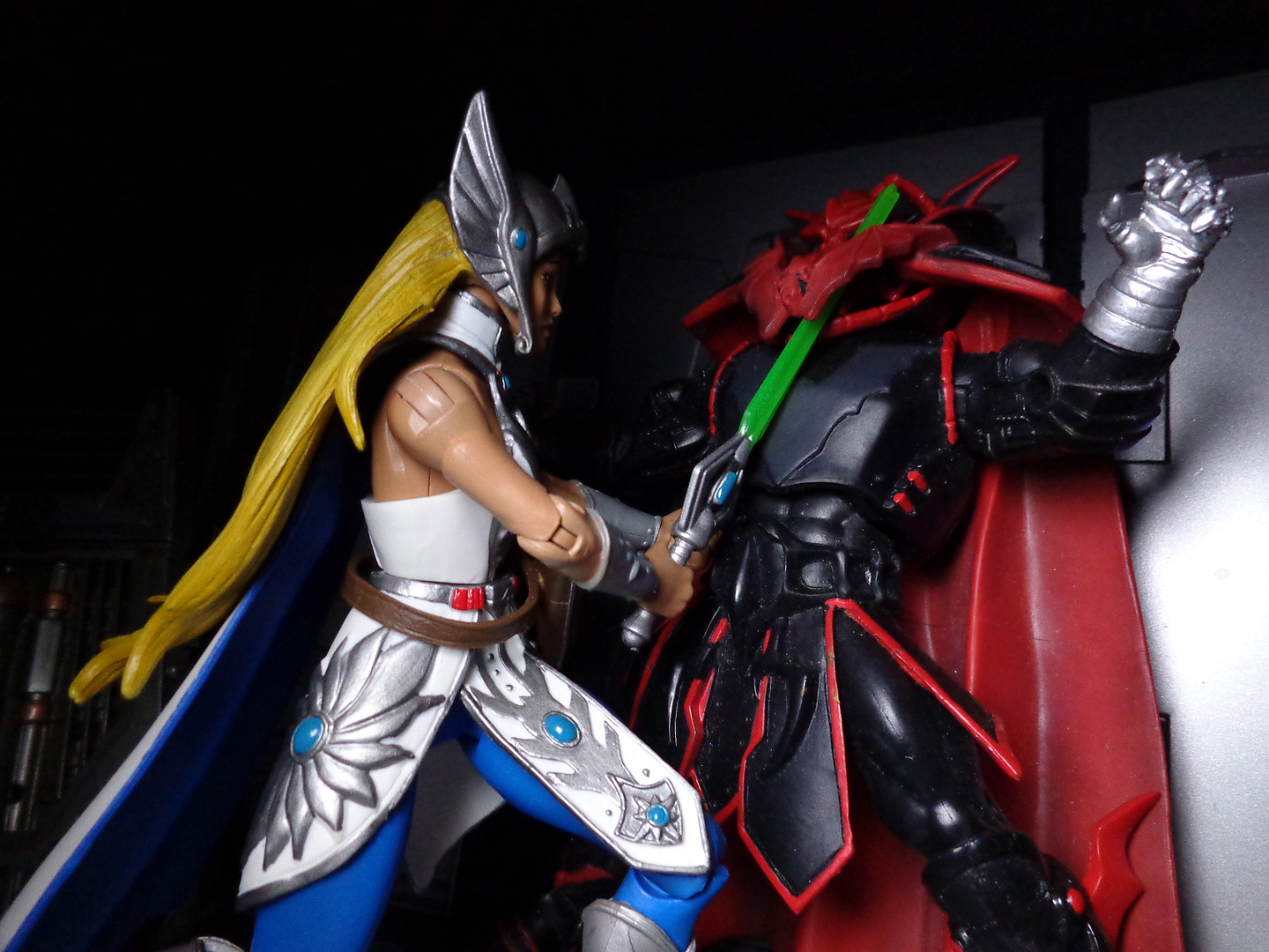 SheRa-VsHordePrime04.png