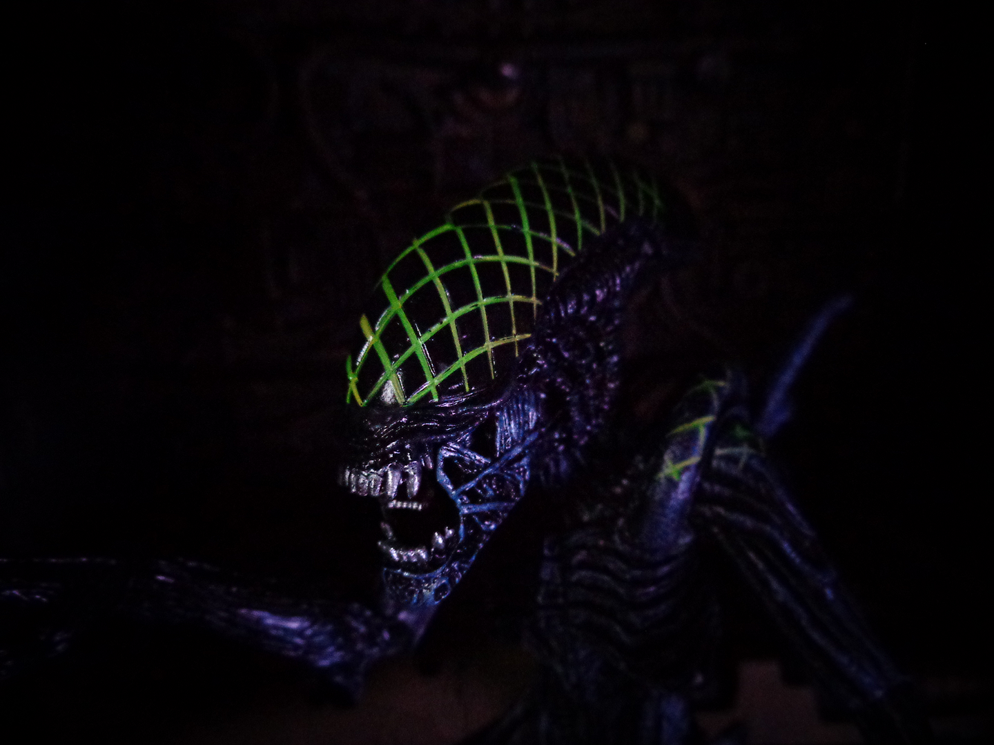 Grid-Dark.png