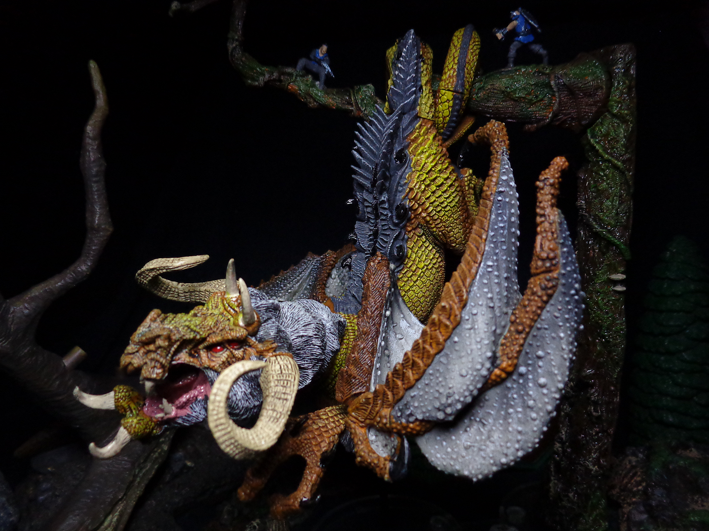 HunterDragon-Awakened.png