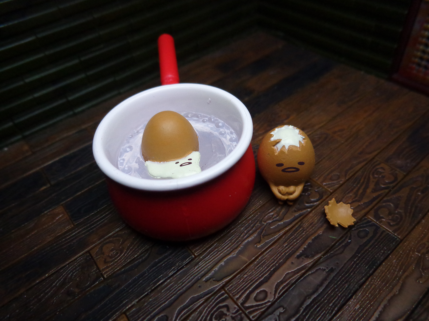 Gudetama-PutInSoftly.png