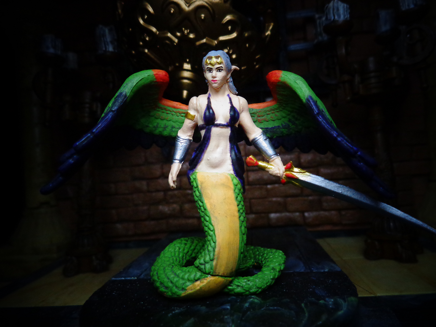 Issaya.png