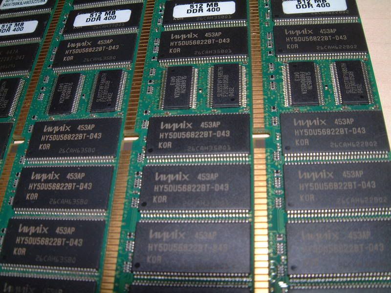 DDR400ECCREGHYNIX512MB-03.jpg