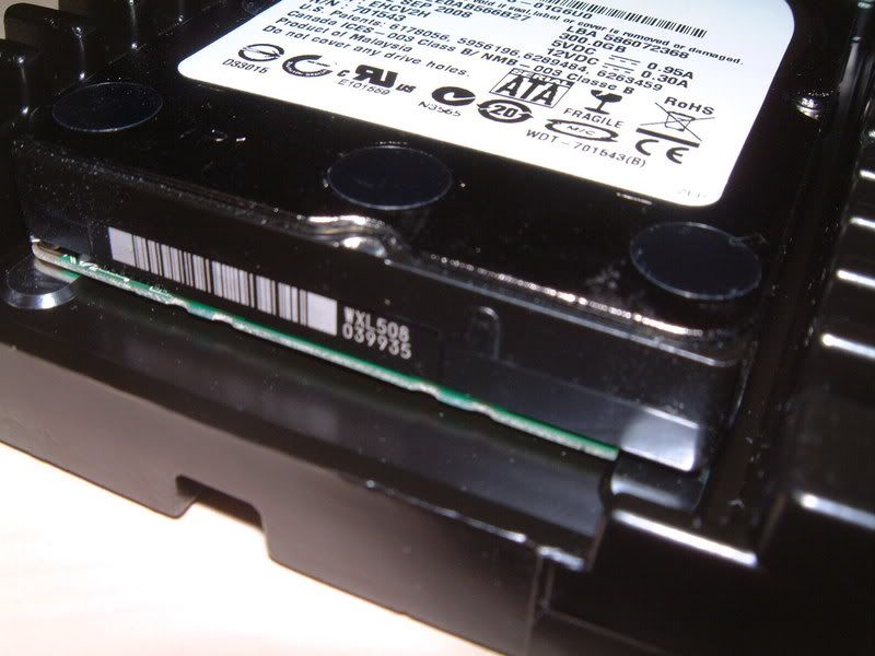 WD3000HLFS-08.jpg