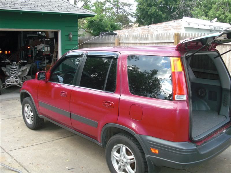 http://i5.photobucket.com/albums/y189/716pro/98HondaCRV003.jpg