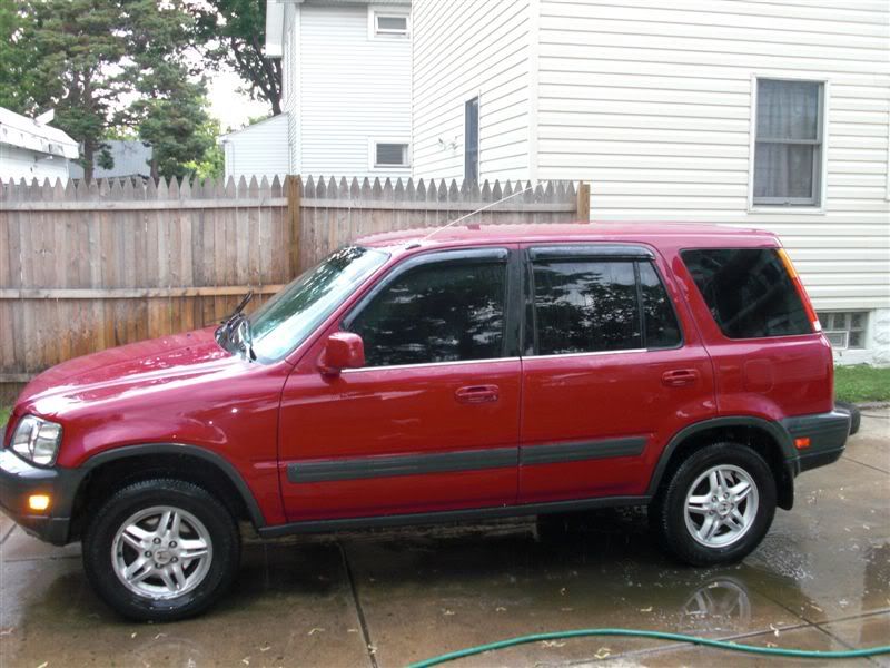 http://i5.photobucket.com/albums/y189/716pro/98HondaCRV026.jpg