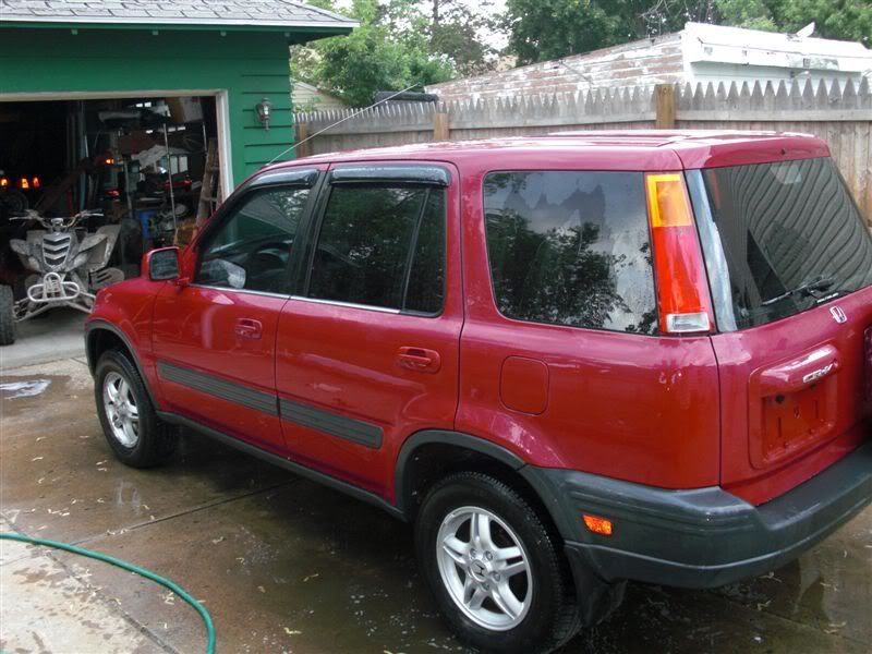 http://i5.photobucket.com/albums/y189/716pro/98HondaCRV027.jpg