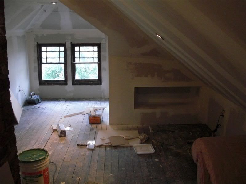 http://i5.photobucket.com/albums/y189/716pro/Attic007.jpg