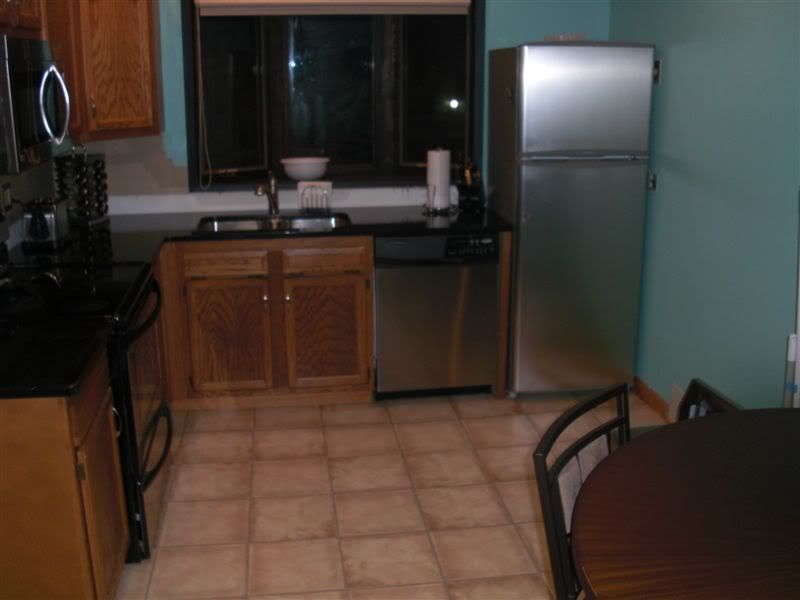 http://i5.photobucket.com/albums/y189/716pro/Kitchen003.jpg