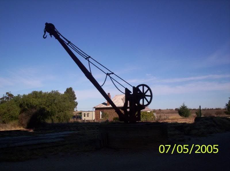 pics001.jpg