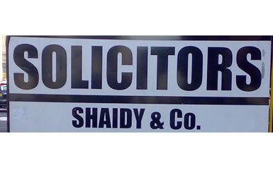 http://i5.photobucket.com/albums/y192/AbsolutPurple/Shady-solicitor_223634a.jpg