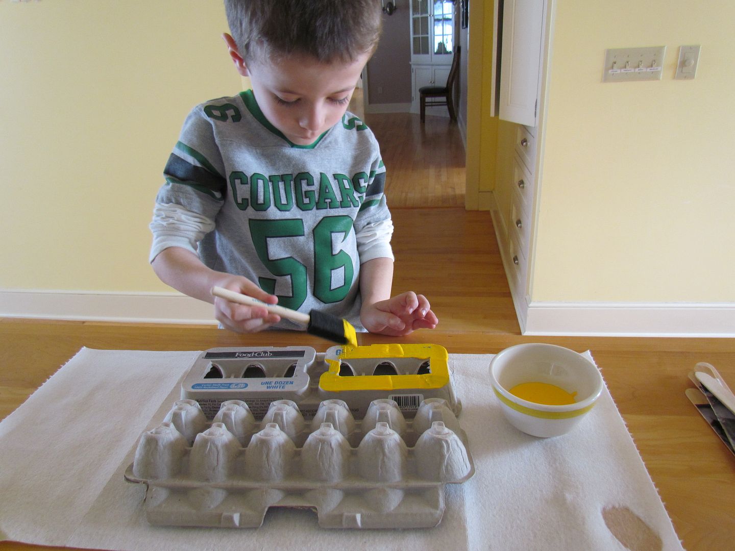 crafts to make with egg cartons