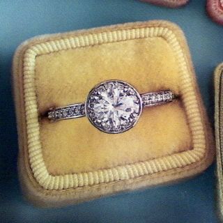 diana classic engagement ring