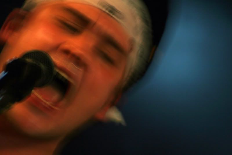 IMAGE: http://i5.photobucket.com/albums/y197/JtheVGKing/clearscream.jpg