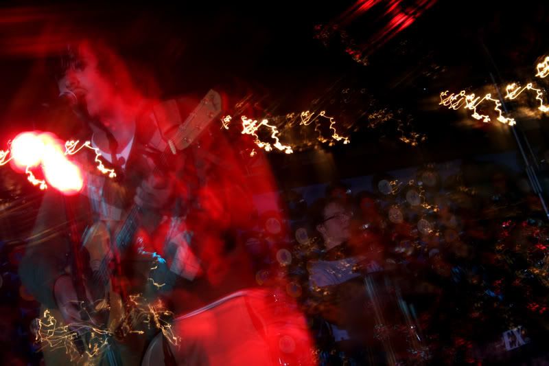 IMAGE: http://i5.photobucket.com/albums/y197/JtheVGKing/slantamazing.jpg