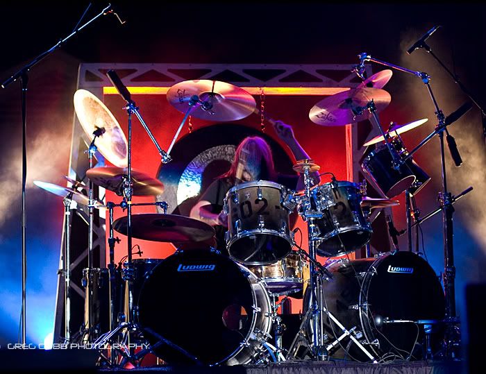 IMAGE: http://i5.photobucket.com/albums/y197/Schproda/Gigs/SK/stiff7305.jpg