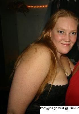 [img width=278 height=400]http://i5.photobucket.com/albums/y197/funkiefish/partypics/merevo.jpg[/img]