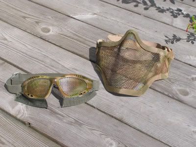 Gogglesandlowerfaceshield_airsoft_greentree_camo_faceprotection_painjob.jpg