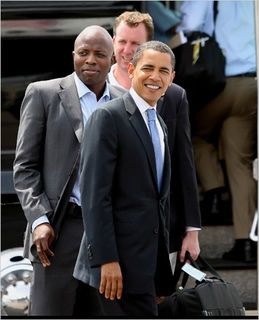 Reggie Love photo: Reggie Love &amp; Obama Obama-ReggieLove.jpg