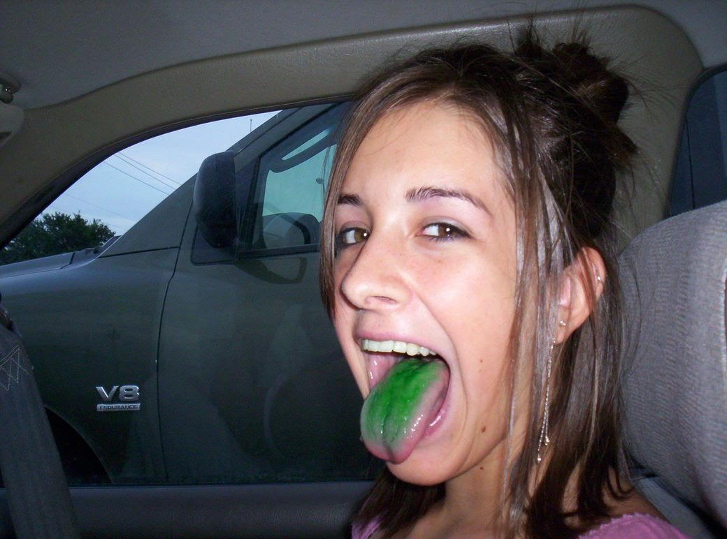 Green Tongue Photo by marciijane Photobucket