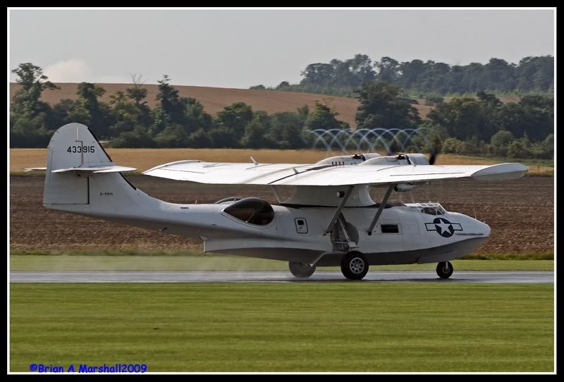 http://i5.photobucket.com/albums/y200/penpusher/01%20Duxford%202009/Duxford%2006Aug09/02.jpg