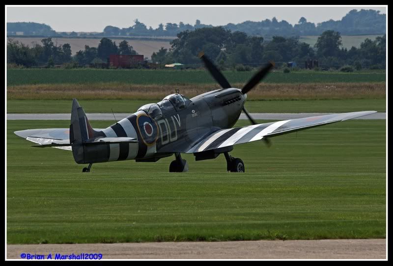 http://i5.photobucket.com/albums/y200/penpusher/01%20Duxford%202009/Duxford%2006Aug09/08.jpg