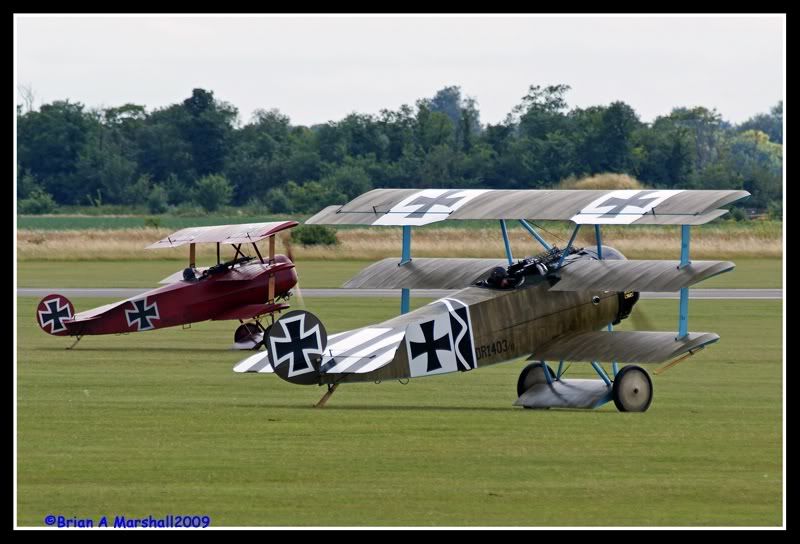 http://i5.photobucket.com/albums/y200/penpusher/01%20Duxford%202009/Duxford%2010Jul09/09.jpg
