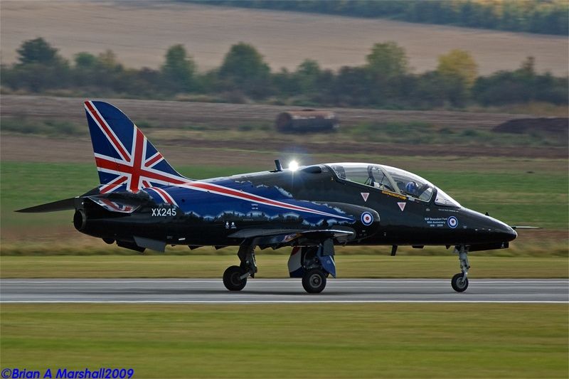 http://i5.photobucket.com/albums/y200/penpusher/01%20Duxford%202009/Duxford%2010Oct09/09.jpg