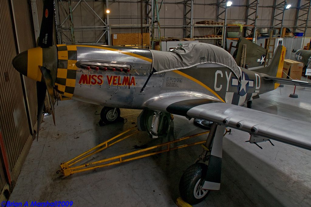 http://i5.photobucket.com/albums/y200/penpusher/01%20Duxford%202009/Duxford%2019Nov09/14.jpg