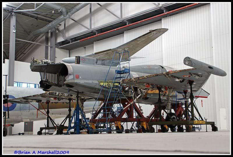 http://i5.photobucket.com/albums/y200/penpusher/01%20Duxford%202009/Duxford%2025Apr09/07.jpg