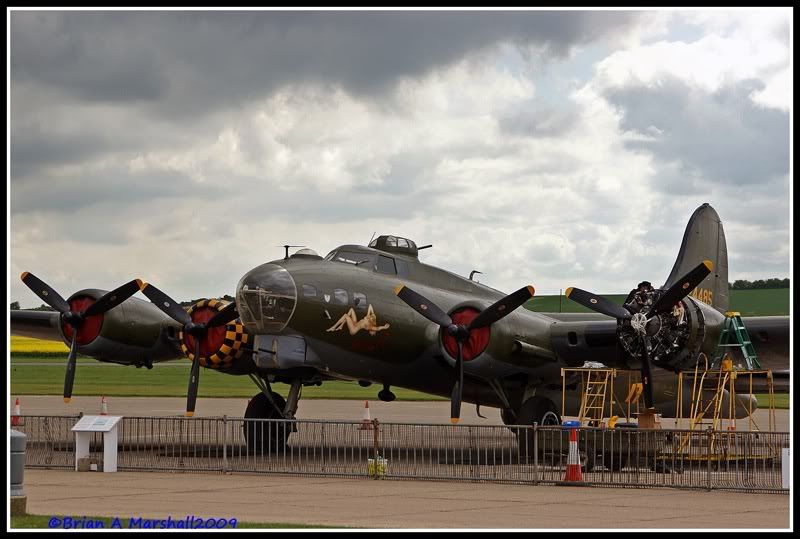 http://i5.photobucket.com/albums/y200/penpusher/01%20Duxford%202009/Duxford%2025Apr09/14.jpg