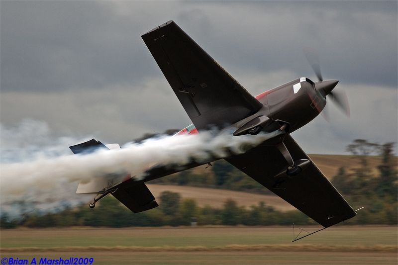 http://i5.photobucket.com/albums/y200/penpusher/01%20Duxford%202009/Duxford%20Show%2011Oct09/03.jpg