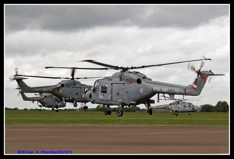 http://i5.photobucket.com/albums/y200/penpusher/02%20Miscellaneous%202009/RAF%20Northolt%20Navy%2007May08/09.jpg