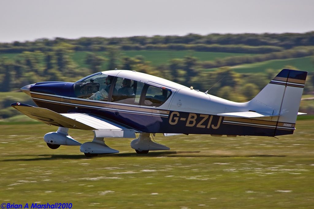 http://i5.photobucket.com/albums/y200/penpusher/03%20Duxford%202010/18%20Duxford%2022May10/07.jpg