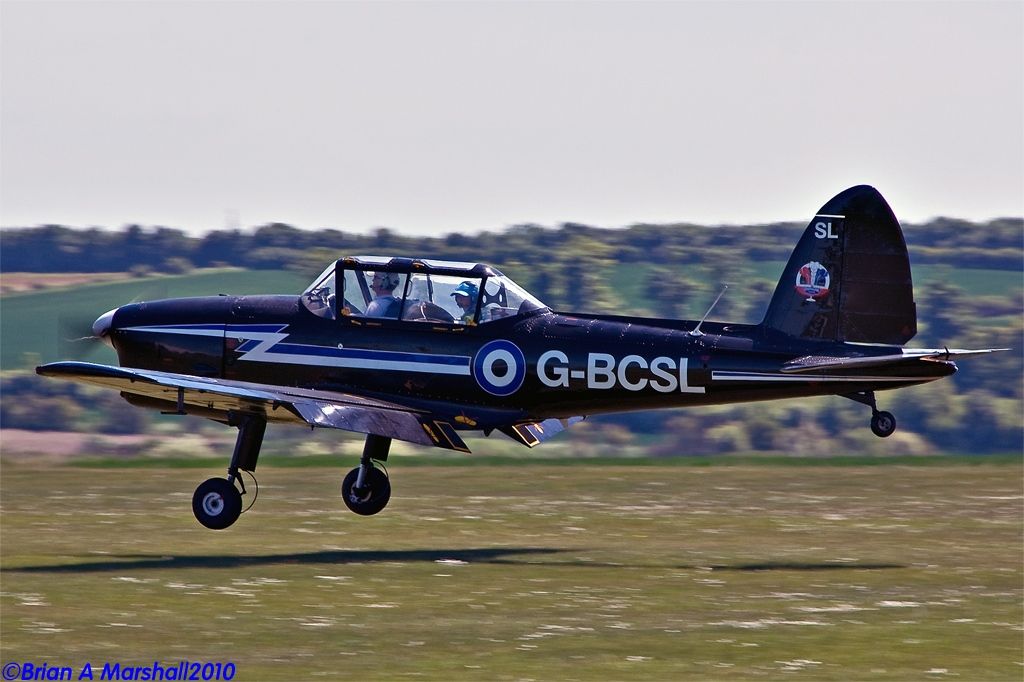 http://i5.photobucket.com/albums/y200/penpusher/03%20Duxford%202010/18%20Duxford%2022May10/09.jpg