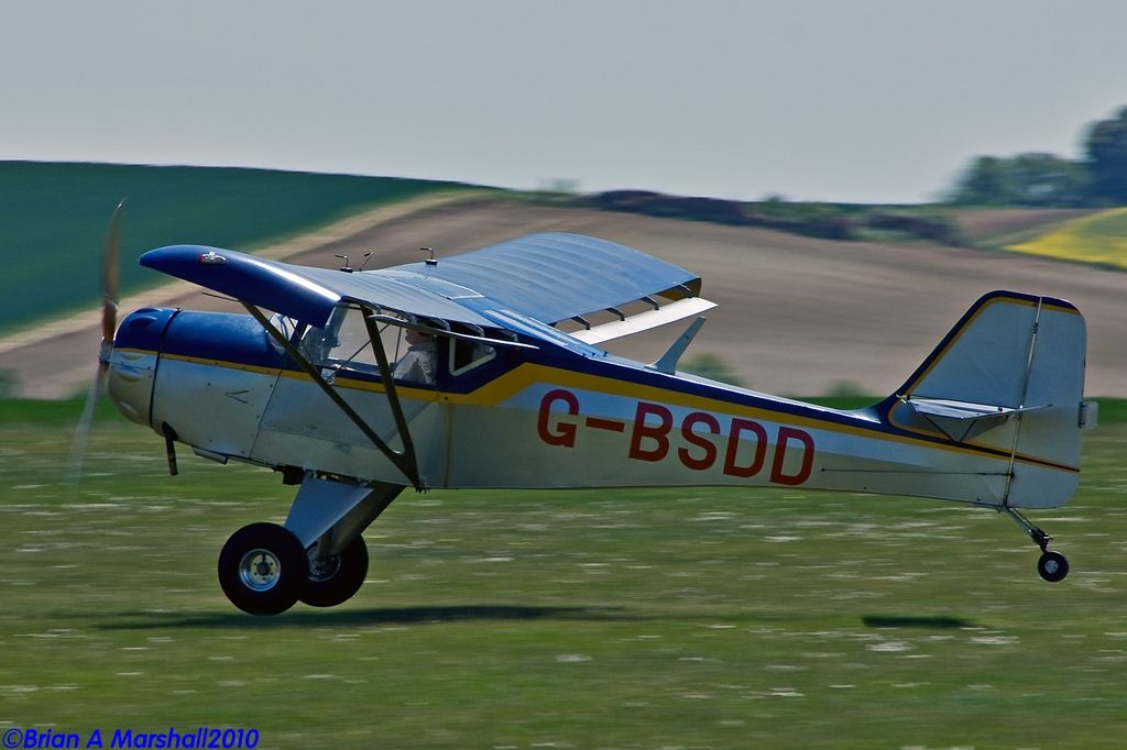 http://i5.photobucket.com/albums/y200/penpusher/03%20Duxford%202010/18%20Duxford%2022May10/8.jpg