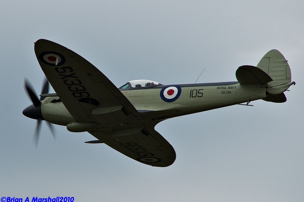http://i5.photobucket.com/albums/y200/penpusher/03%20Duxford%202010/20%20Duxford%2005Jun10/10.jpg