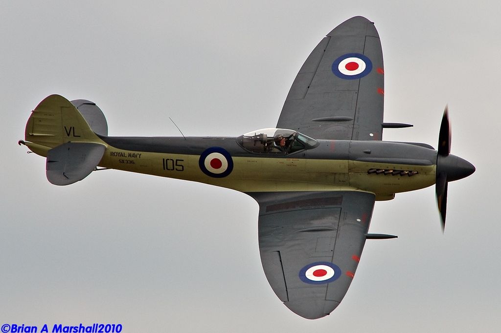 http://i5.photobucket.com/albums/y200/penpusher/03%20Duxford%202010/20%20Duxford%2005Jun10/11.jpg