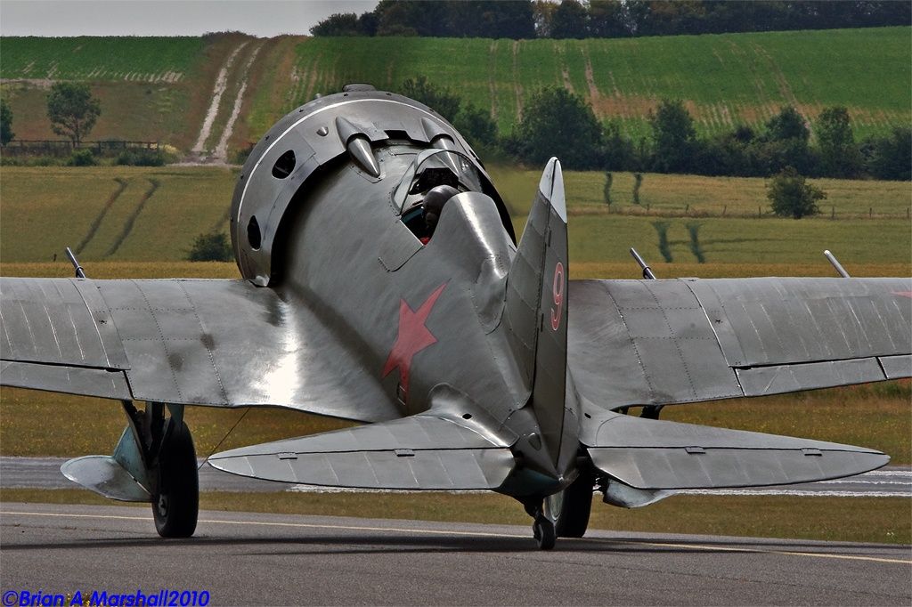 http://i5.photobucket.com/albums/y200/penpusher/03%20Duxford%202010/25%20Legends%202010/03.jpg