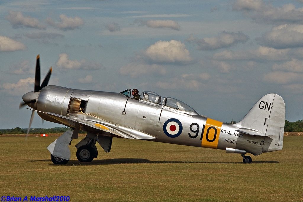 http://i5.photobucket.com/albums/y200/penpusher/03%20Duxford%202010/25%20Legends%202010/12.jpg