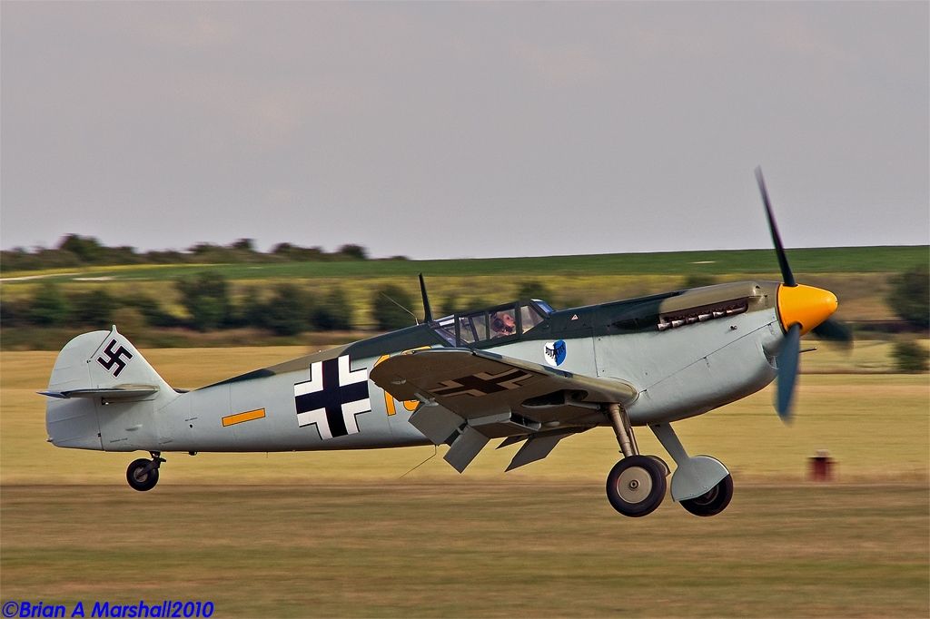 http://i5.photobucket.com/albums/y200/penpusher/03%20Duxford%202010/25%20Legends%202010/13.jpg