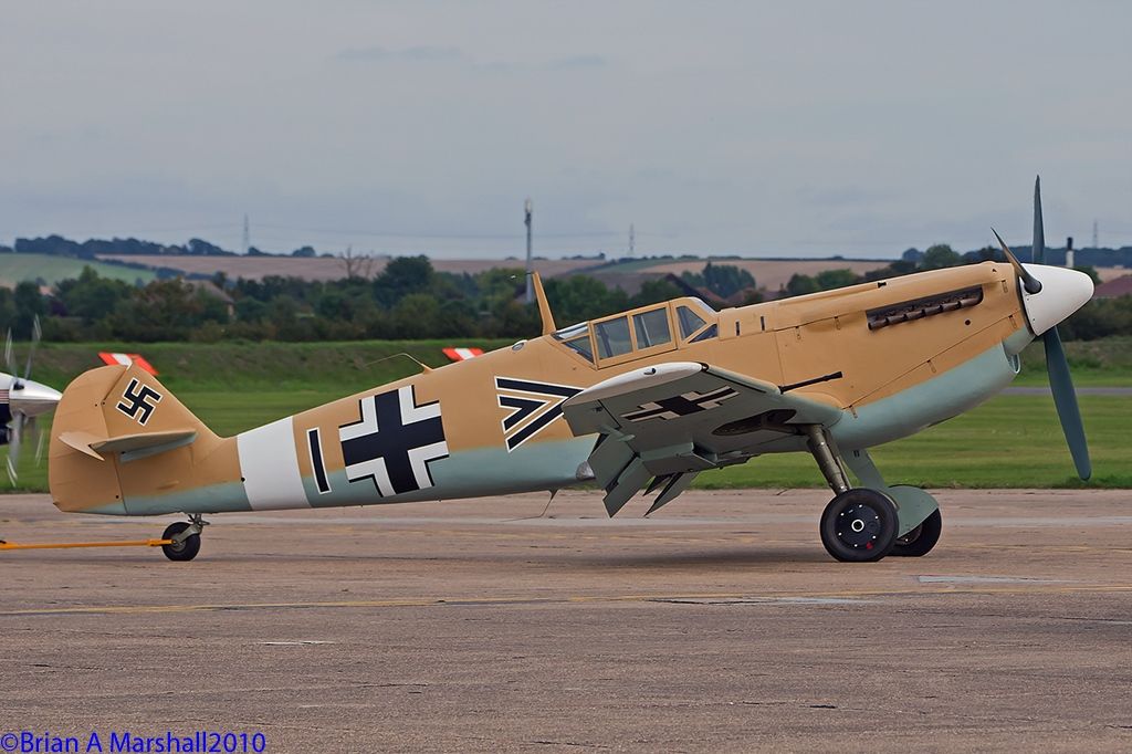 http://i5.photobucket.com/albums/y200/penpusher/03%20Duxford%202010/32%20Duxford%2004Sep10/15.jpg