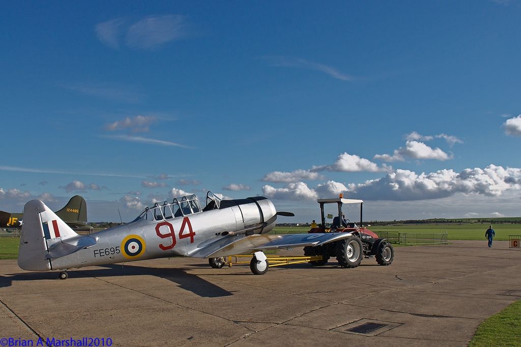 http://i5.photobucket.com/albums/y200/penpusher/03%20Duxford%202010/35%20Duxford%2022Oct10/11.jpg