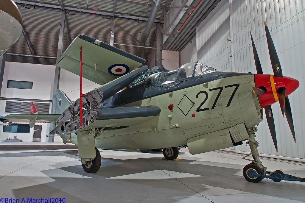 http://i5.photobucket.com/albums/y200/penpusher/03%20Duxford%202010/40%20Duxford%2029Dec10/09.jpg