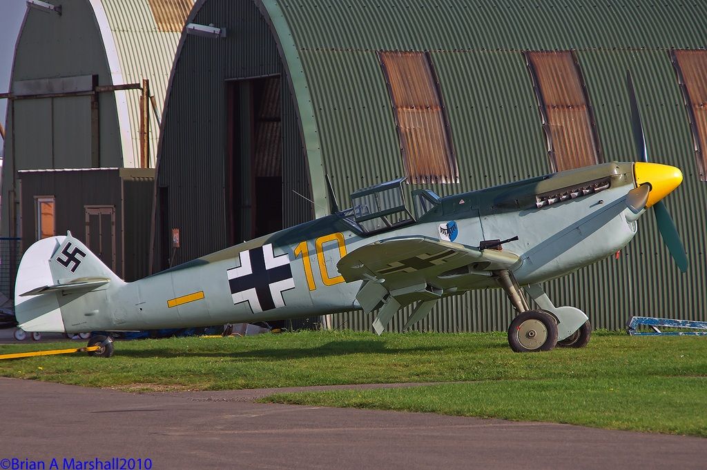 http://i5.photobucket.com/albums/y200/penpusher/03%20Duxford%202010/Duxford%2008Oct10/05.jpg