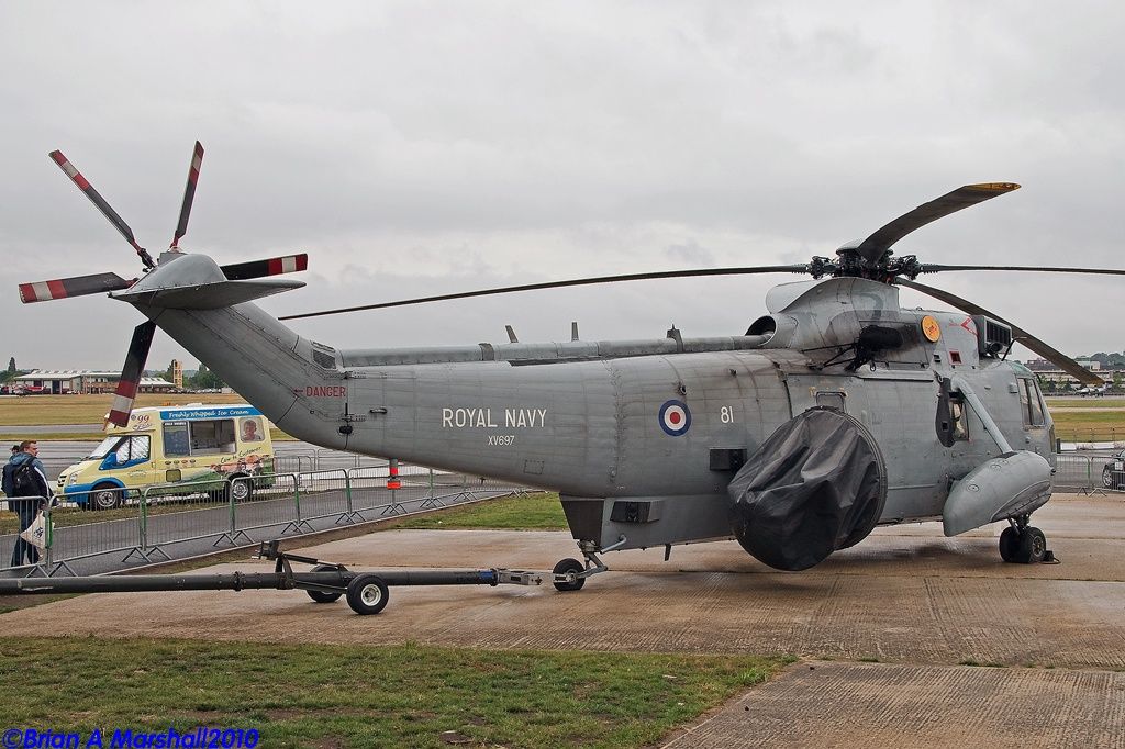 http://i5.photobucket.com/albums/y200/penpusher/04%20Miscellaneous%202010/08%20Farnborough%2023Jul10/19.jpg