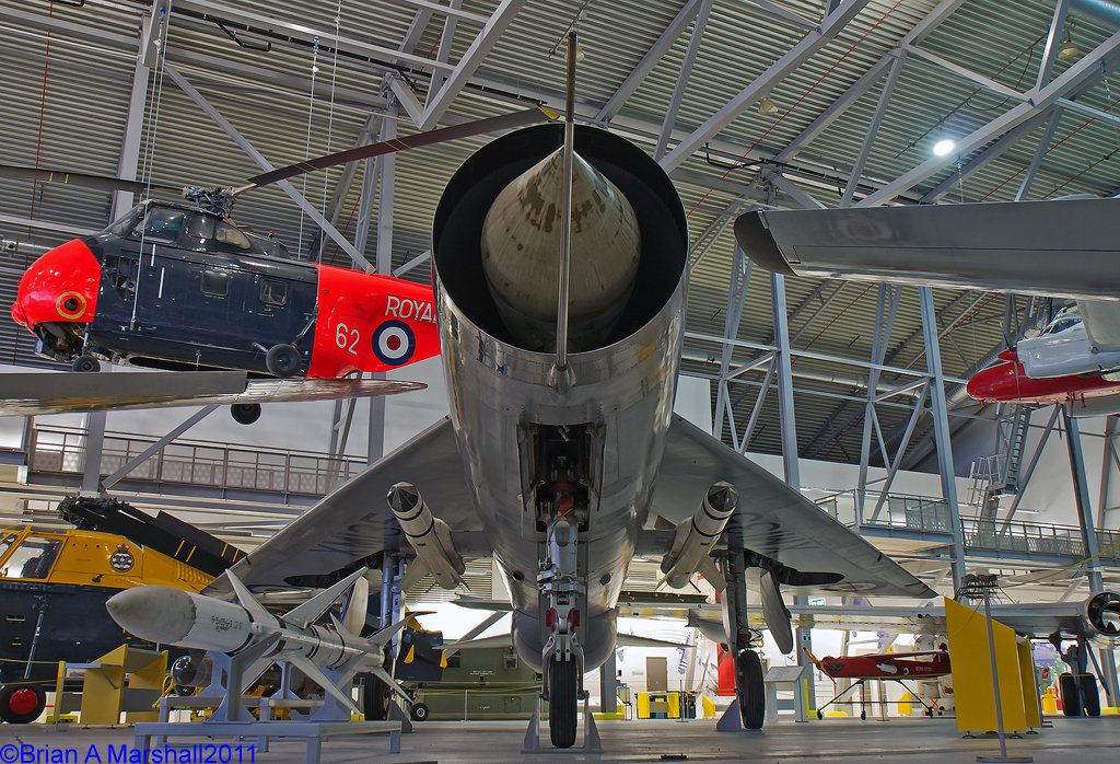 http://i5.photobucket.com/albums/y200/penpusher/05%20Duxford%202011/01%20Dux%2008Jan11/10.jpg