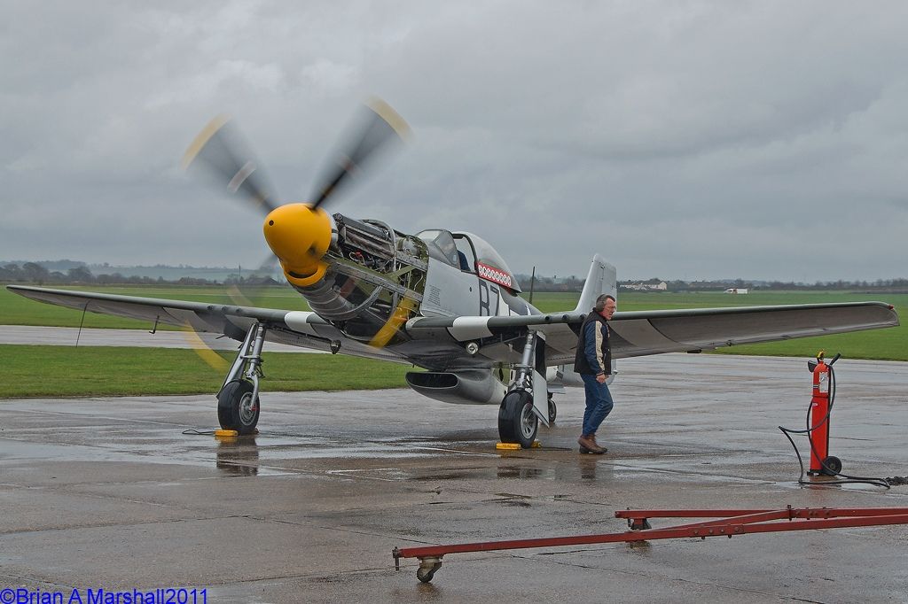 http://i5.photobucket.com/albums/y200/penpusher/05%20Duxford%202011/04%20Duxford%2025Feb11/11.jpg